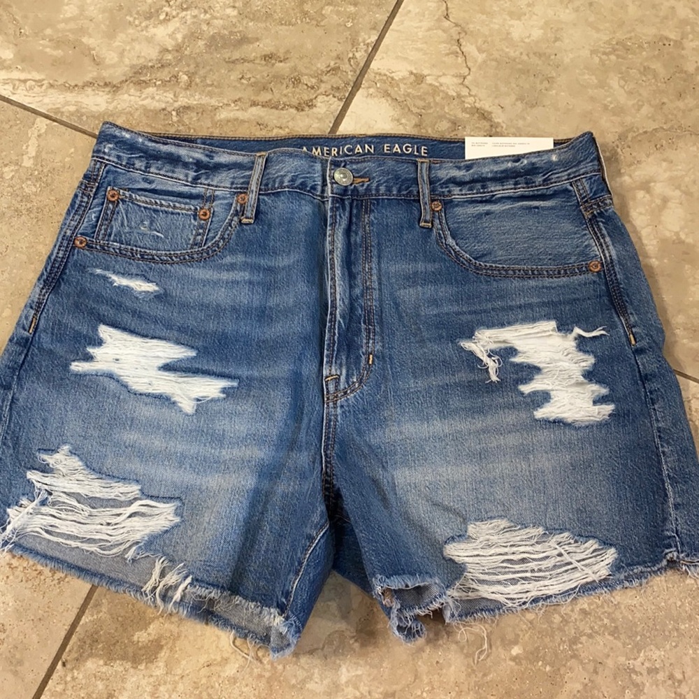 NWT American Eagle denim shorts